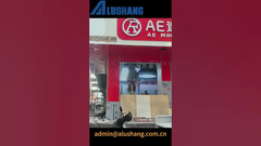 Die Fusion der beiden Farben entspricht dem stilvollen und komfortablen Erlebnis, das von Barbershop gesucht wird.