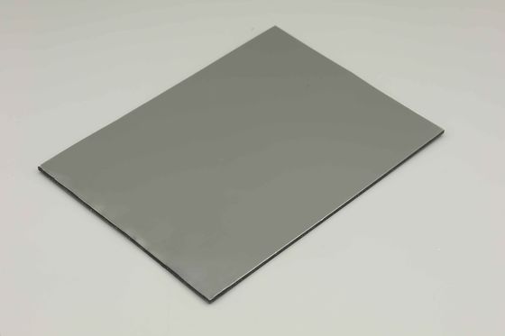Graue PE-Aluminium-Verbundplatten 4MM 1,22 X 2,44m Gebäude-Außenverbundplatten