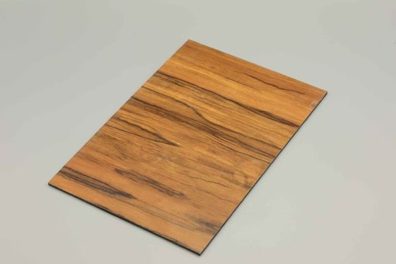 1220 x 2440 Holz-Aluminium-Verbundplatte mit 3 mm, 4 mm Dicke und HDPE-beschichteter Oberfläche