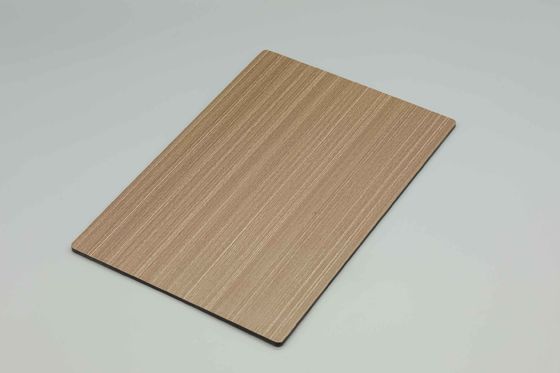 PVDF-beschichtete Holzmaserung Aluminium-Verbundplatte ACP-Verkleidung für Häuser, kratzfest 122 x 244 cm