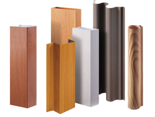 Innenarchitektur Aluminium-Baffeldächel U-Form Moderne stilvolle Aluminiumbänderdecke