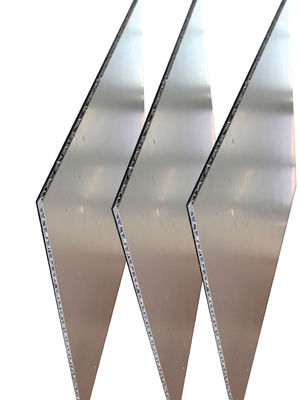 Die Aluminiumzusammensetzung bietet eine überlegene Beständigkeit gegen Korrosion UV-Strahlen und extreme Weacorrugated Panels