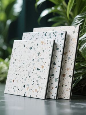 Dauerhafte PVDF-Aluminium-Verbundplatte mit Fluorkohlenstoff-Steinbeschichtung Standardgröße für Trockenhängen von Außenwänden