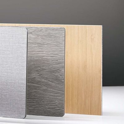 Verbessern Sie die Gebäudeleistung mit PE-Aluminium-Verbundplatten nachhaltige Wetterbeständigkeit