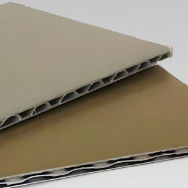 Modern Architektonisches 3D-Wand-Aluminium-Verbundplatten für Architekten und Designer, die dynamische, moderne Gebäudehaut schaffen möchten.